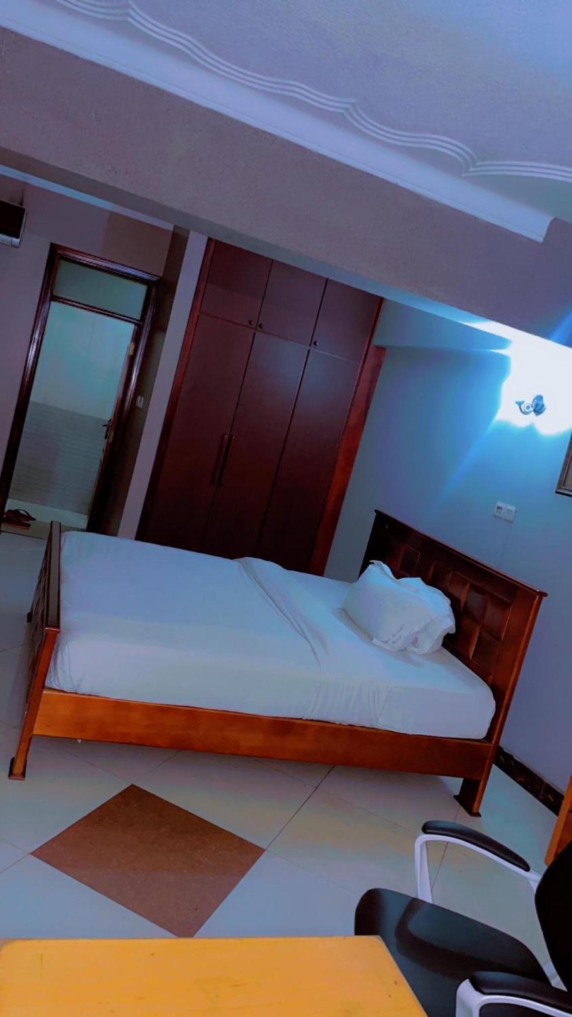 Super Paradise Hotel Kampala Ngoại thất bức ảnh